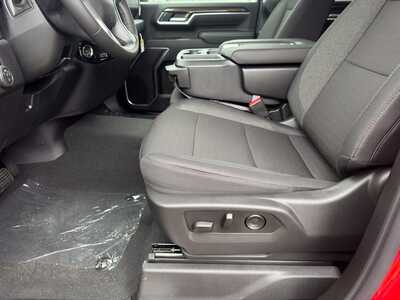 2026 Chevrolet 3500 Crew Cab, $64350.0. Photo 5