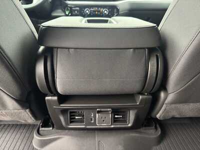 2026 Chevrolet 3500 Crew Cab, $62260.0. Photo 9