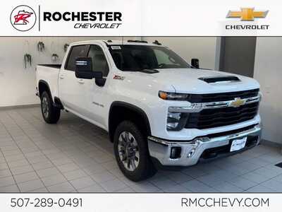2026 Chevrolet 3500 Crew Cab, $62260.0. Photo 1
