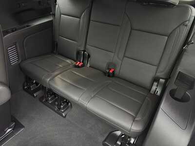 2026 Chevrolet Suburban, $76440.0. Photo 10