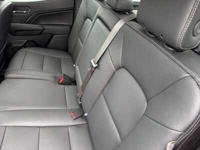2025 GMC Canyon Crew Cab, $38949. Photo 9