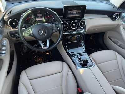 2017 Mercedes-Benz GLC-Class, $16549. Photo 10