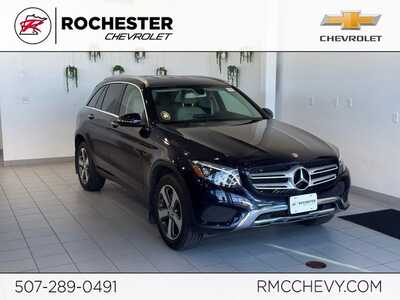 2017 Mercedes-Benz GLC-Class, $16549. Photo 1