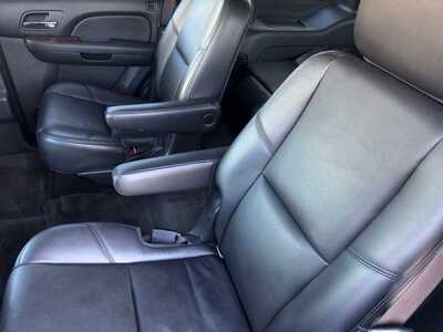 2013 Chevrolet Tahoe, $19999. Photo 9