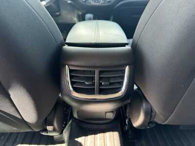2021 Chevrolet Malibu, $16999. Photo 10