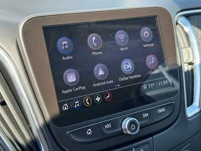 2021 Chevrolet Malibu, $16999. Photo 2