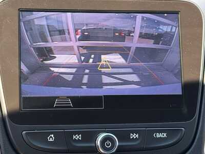 2021 Chevrolet Malibu, $16999. Photo 4
