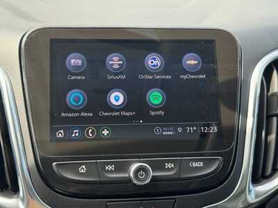 2022 Chevrolet Equinox, $23799. Photo 3