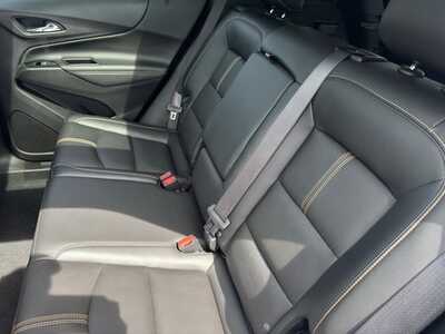 2022 Chevrolet Equinox, $23799. Photo 9