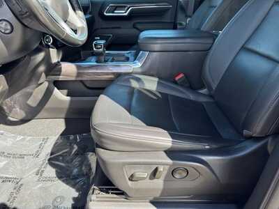 2024 Chevrolet 1500 Crew Cab, $41699. Photo 5