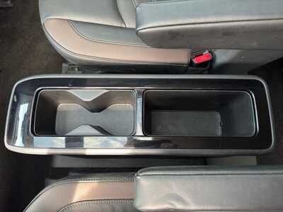 2025 Nissan Pathfinder, $40999. Photo 11