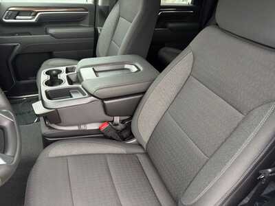 2026 Chevrolet 3500 Crew Cab, $66575.0. Photo 6
