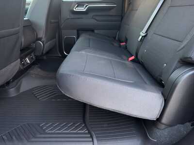 2026 Chevrolet 1500 Crew Cab, $49320. Photo 7