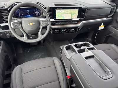2026 Chevrolet 1500 Crew Cab, $50190.0. Photo 10