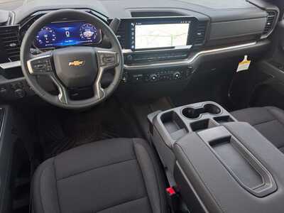 2026 Chevrolet 1500 Crew Cab, $50670.0. Photo 10
