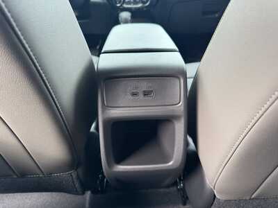 2026 Chevrolet Trax, $25840.0. Photo 9