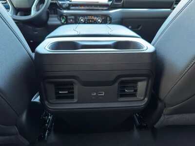 2024 Chevrolet 1500 Crew Cab, $52799. Photo 9