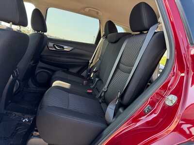 2020 Nissan Rogue, $0. Photo 8