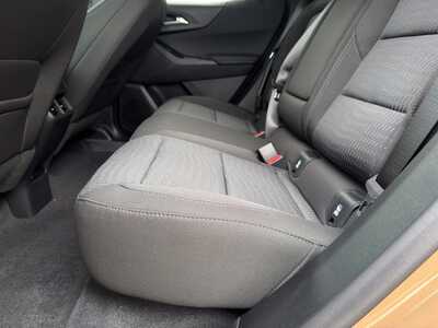2027 Chevrolet Equinox, $31345.0. Photo 7