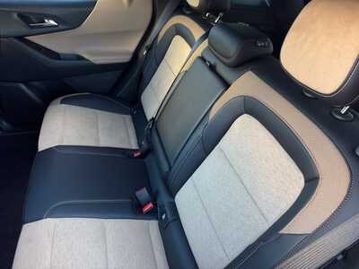 2027 Chevrolet Equinox, $39470.0. Photo 9