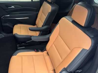 2027 Chevrolet Traverse, $53535.0. Photo 9