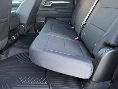 2026 Chevrolet 1500 Crew Cab, $50670.0. Photo 7