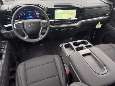 2026 Chevrolet 1500 Crew Cab, $51040.0. Photo 10