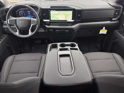 2026 Chevrolet 1500 Crew Cab, $51040.0. Photo 11