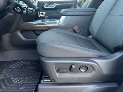 2026 Chevrolet 1500 Crew Cab, $53699.0. Photo 5