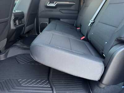 2026 Chevrolet 1500 Crew Cab, $53699.0. Photo 7