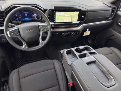 2026 Chevrolet 1500 Crew Cab, $51585. Photo 10