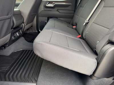 2026 Chevrolet 1500 Crew Cab, $51585. Photo 7
