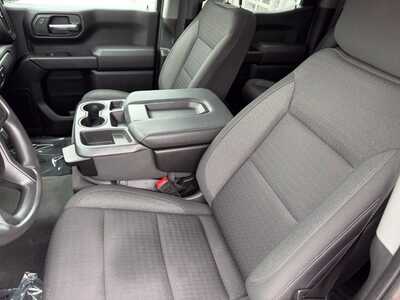 2023 Chevrolet 1500 Crew Cab, $29549. Photo 6