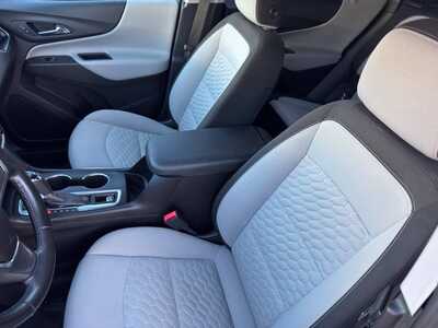 2020 Chevrolet Equinox, $15349. Photo 6