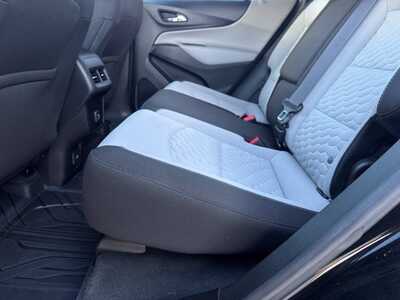 2020 Chevrolet Equinox, $15349. Photo 7