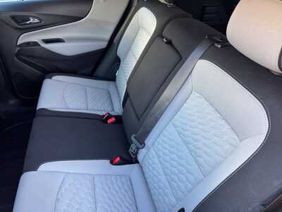 2020 Chevrolet Equinox, $15349. Photo 8