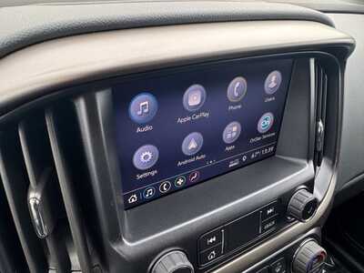 2022 Chevrolet Colorado Crew Cab, $30849. Photo 2