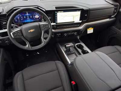 2026 Chevrolet 1500 Crew Cab, $49195.0. Photo 10