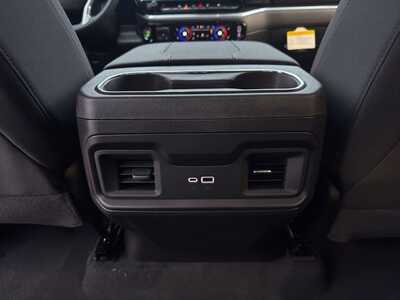 2026 Chevrolet 1500 Crew Cab, $51440.0. Photo 9