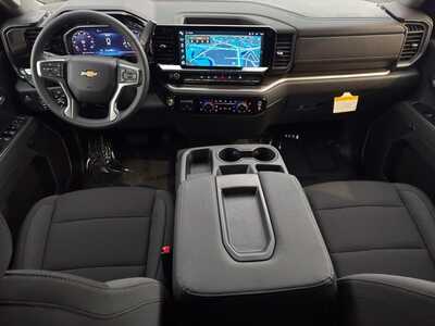 2026 Chevrolet 1500 Crew Cab, $49695.0. Photo 11