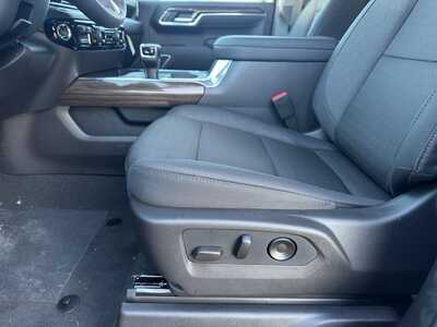 2026 Chevrolet 1500 Crew Cab, $54440.0. Photo 5