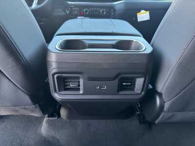 2026 Chevrolet 1500 Crew Cab, $54440.0. Photo 9
