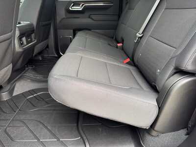 2026 Chevrolet 1500 Crew Cab, $53660.0. Photo 7