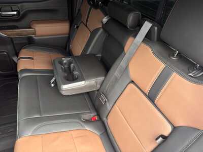 2021 Chevrolet 1500 Crew Cab, $32649. Photo 9