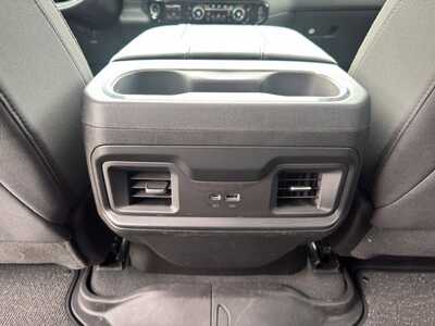 2024 Chevrolet 1500 Crew Cab, $40149. Photo 10