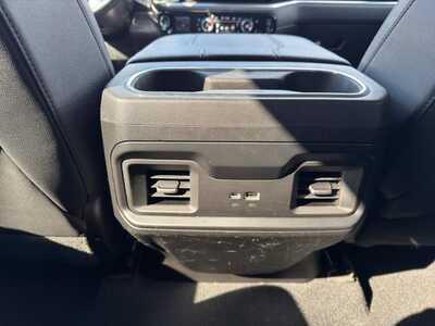 2024 Chevrolet 1500 Crew Cab, $39149. Photo 9