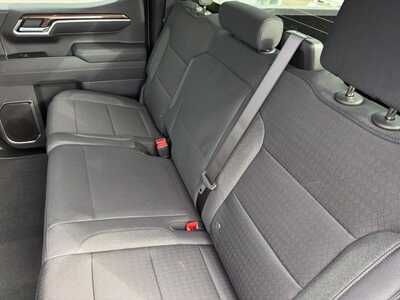 2026 Chevrolet 1500 Crew Cab, $49695.0. Photo 8