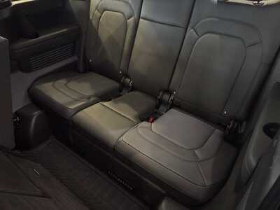 2023 Land Rover Defender, $47549. Photo 10