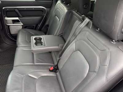 2023 Land Rover Defender, $47549. Photo 9