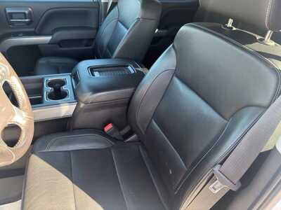 2017 Chevrolet 3500 Crew Cab, $47949. Photo 6